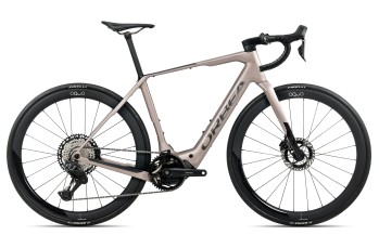 Rower elektryczny gravel Orbea DENNA M10i nickel - carbon 2026